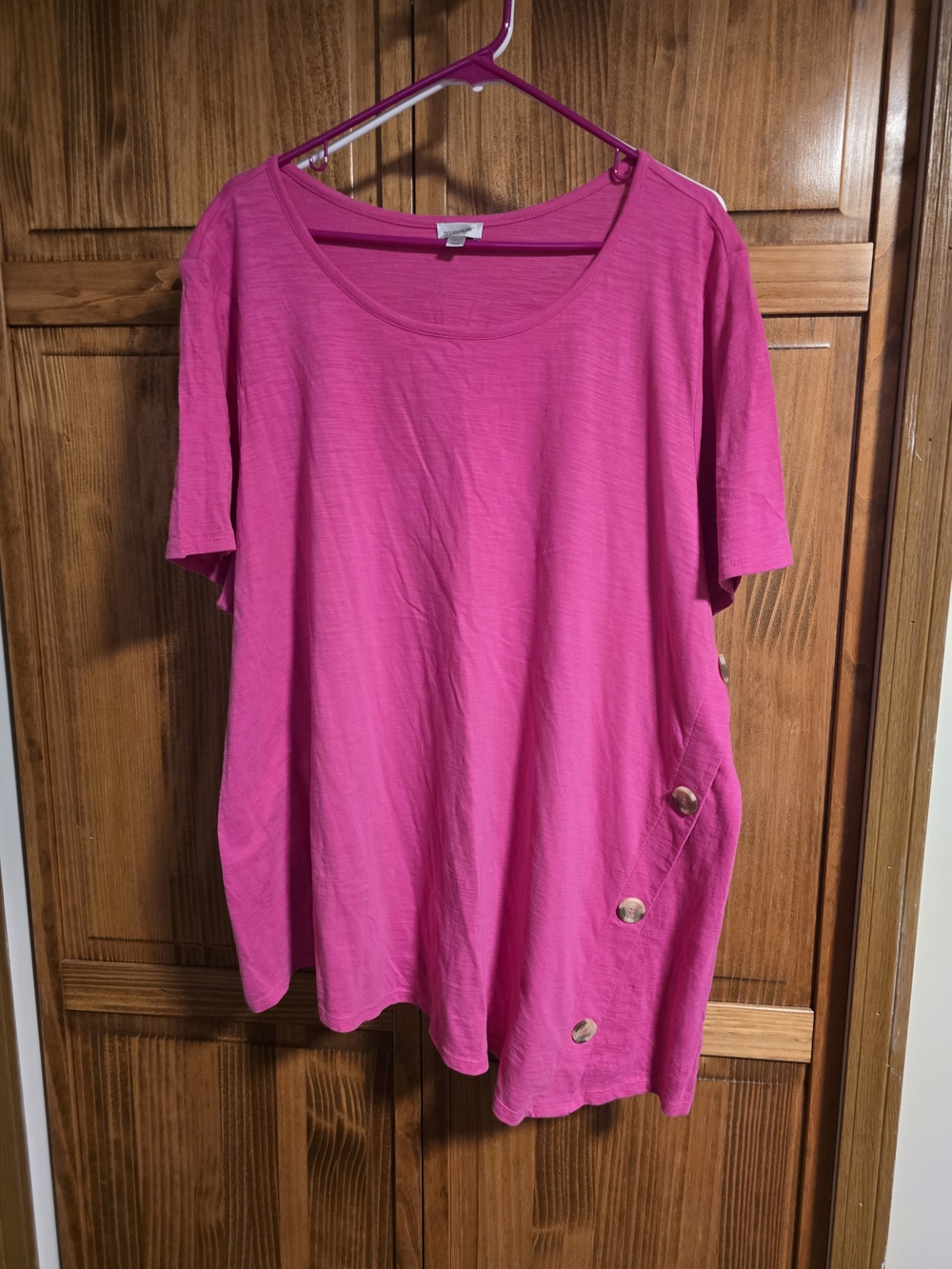 Avenue Short Sleeve Scoop Neck Top - Bright Pink with Button Detail + Angled Hem